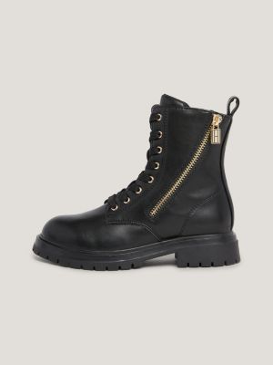 Botas de motociclista com cadarço e travas em tom sobre tom