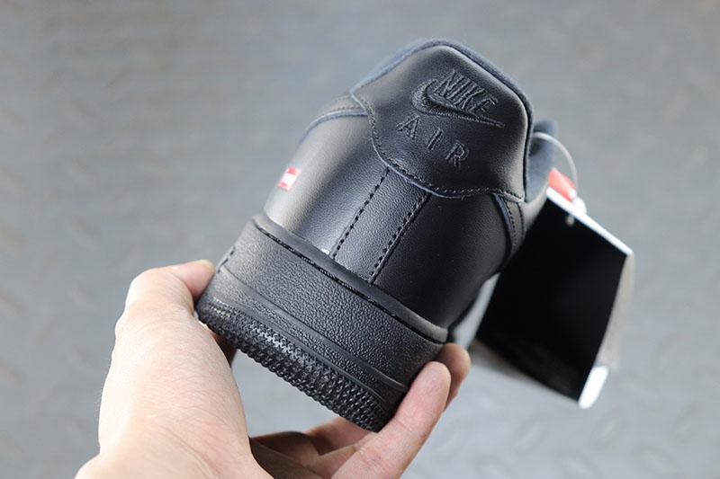 Nike Air Force 1 Low Supreme Black