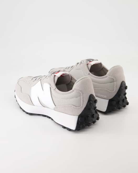 New Balance 327 Sneaker in Grau