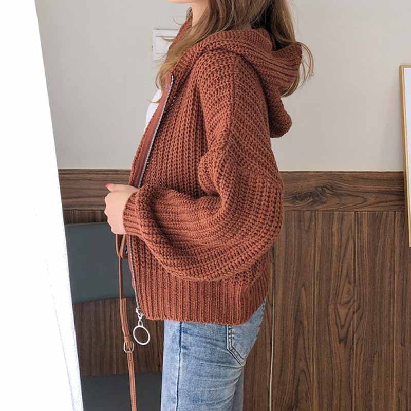 Muezz - Effen grof gebreide crop hoodie met rits