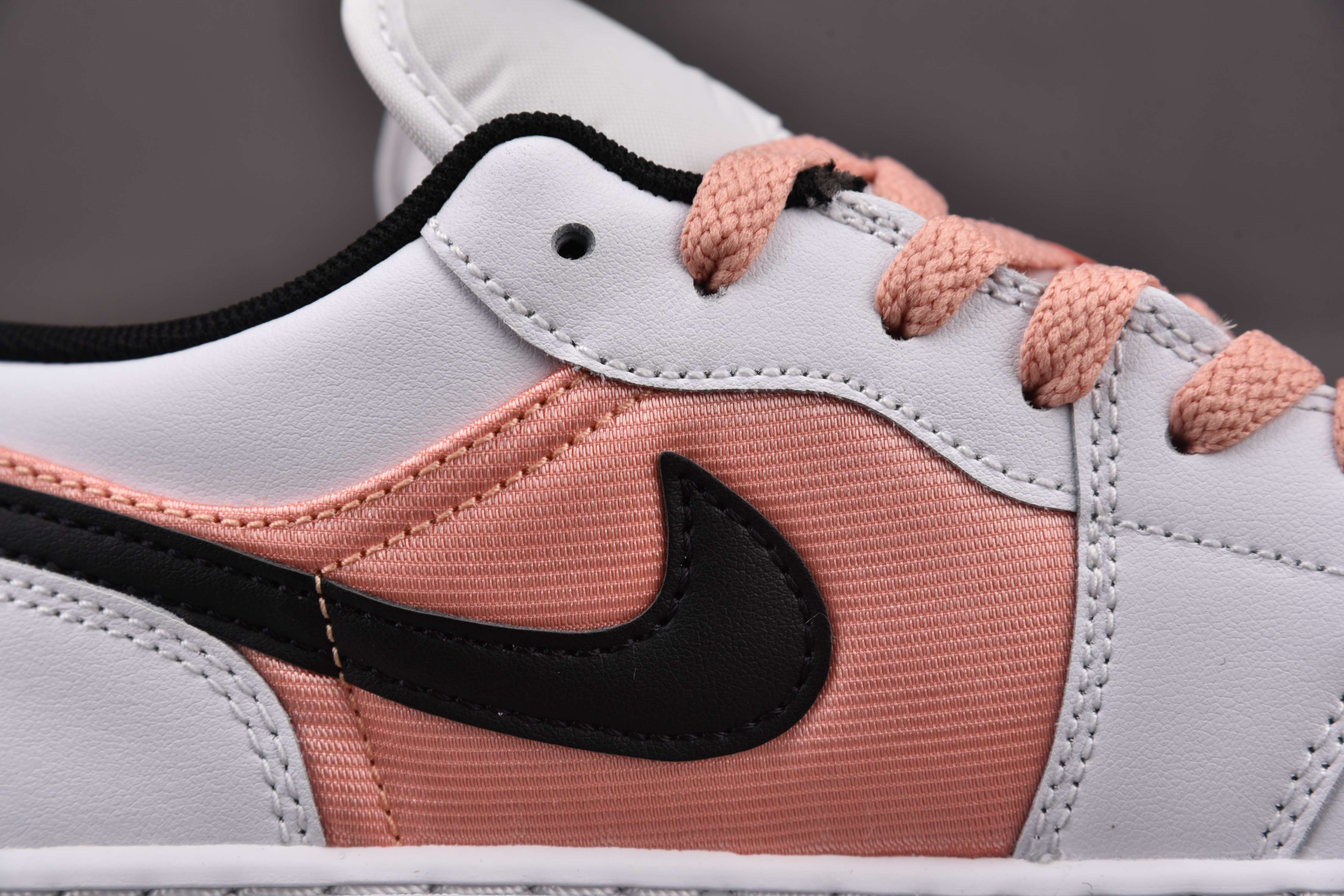 Jordan 1 Low White Light Madder Root (GS)