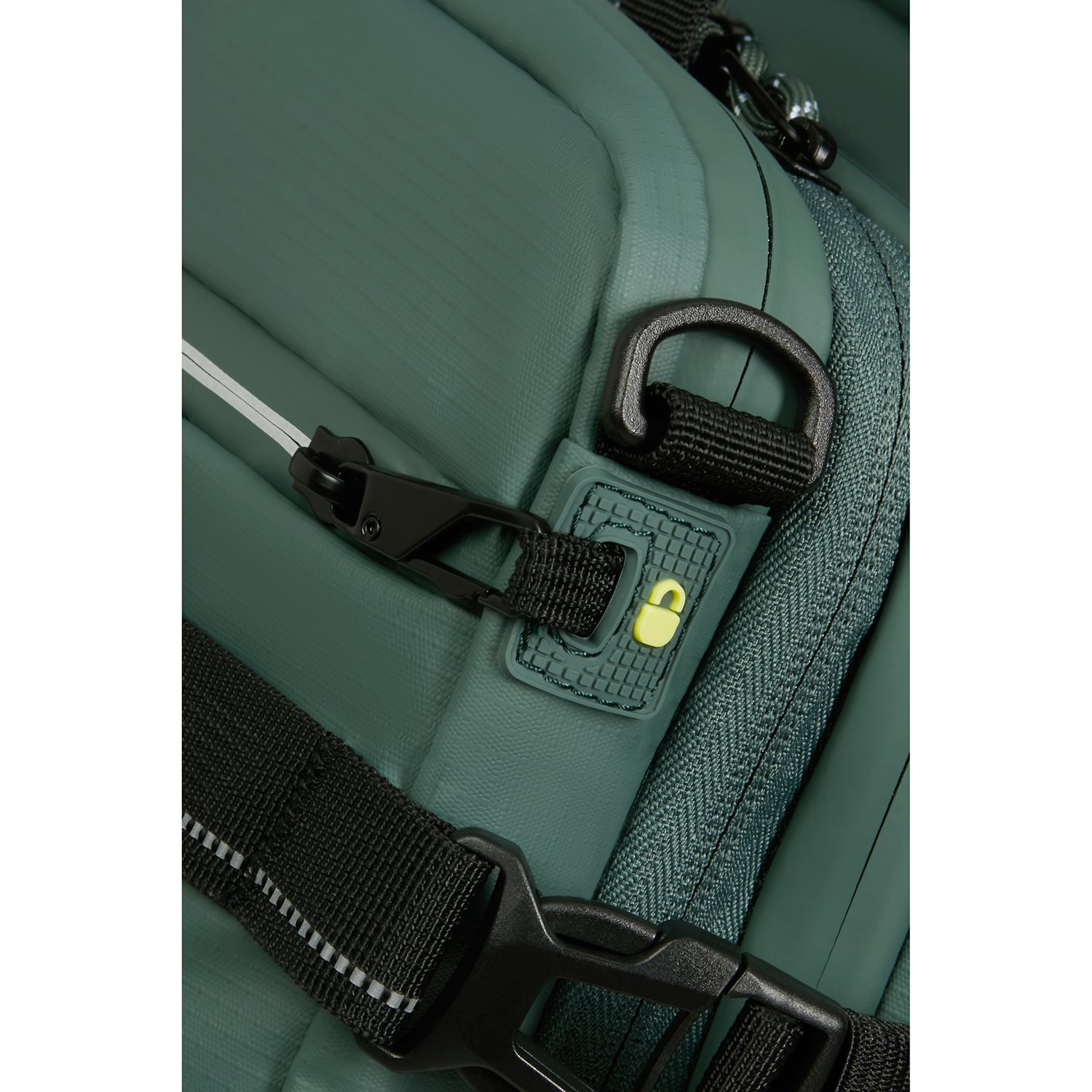 American Tourister Upventure 3 Way Boarding Bag dark forest
