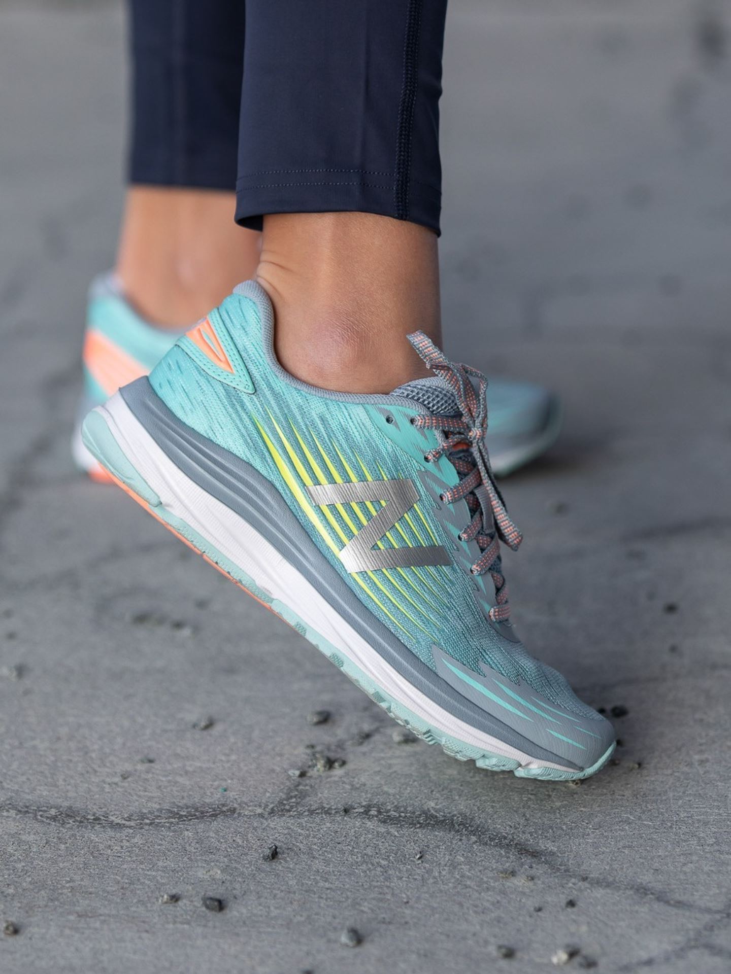 New Balance Synact