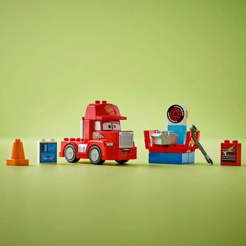 LEGO Duplo - Mack til væddeløb (10417)
