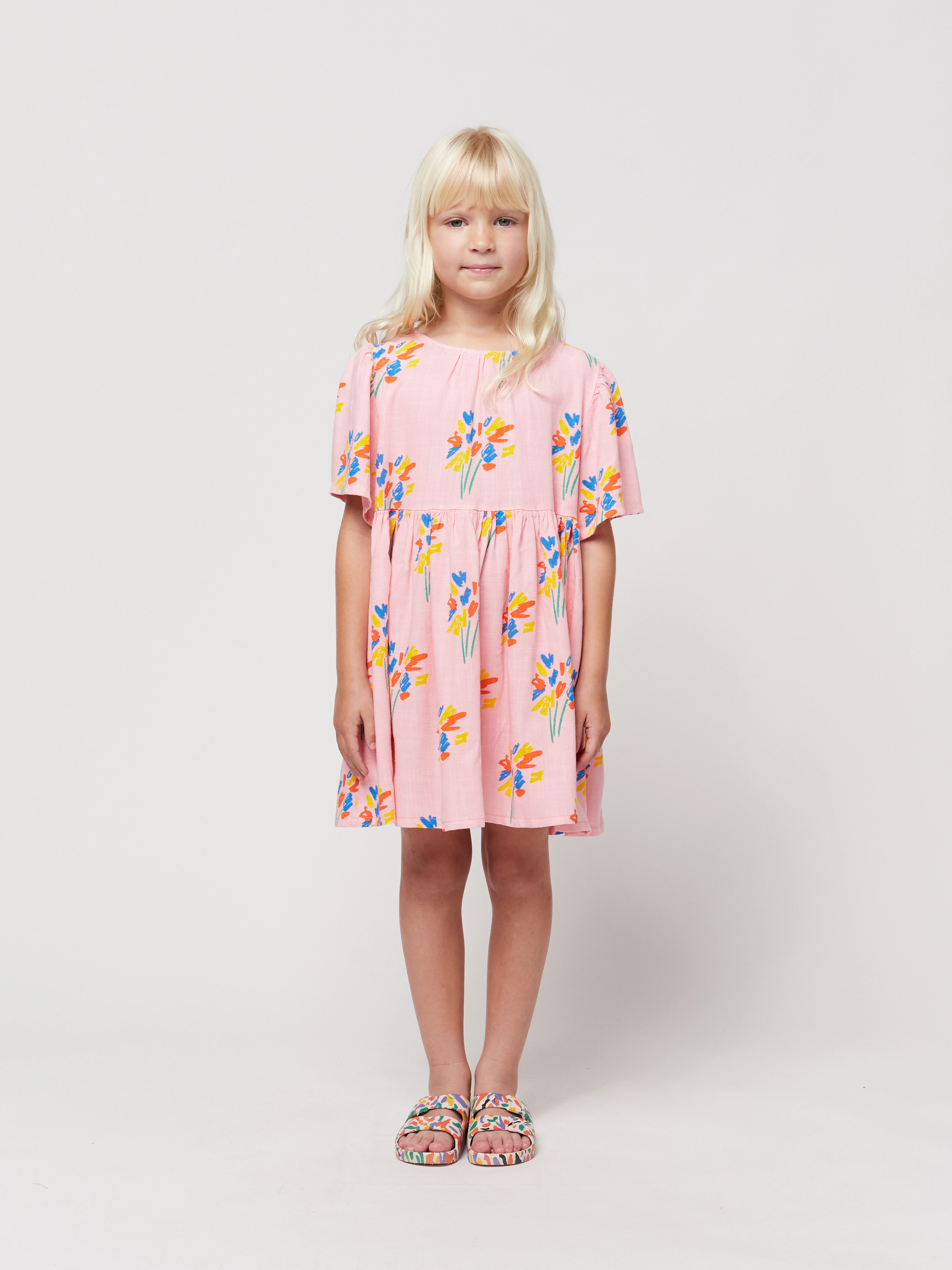 Kurzarm-Kleid FIREWORKS AOP in rosa