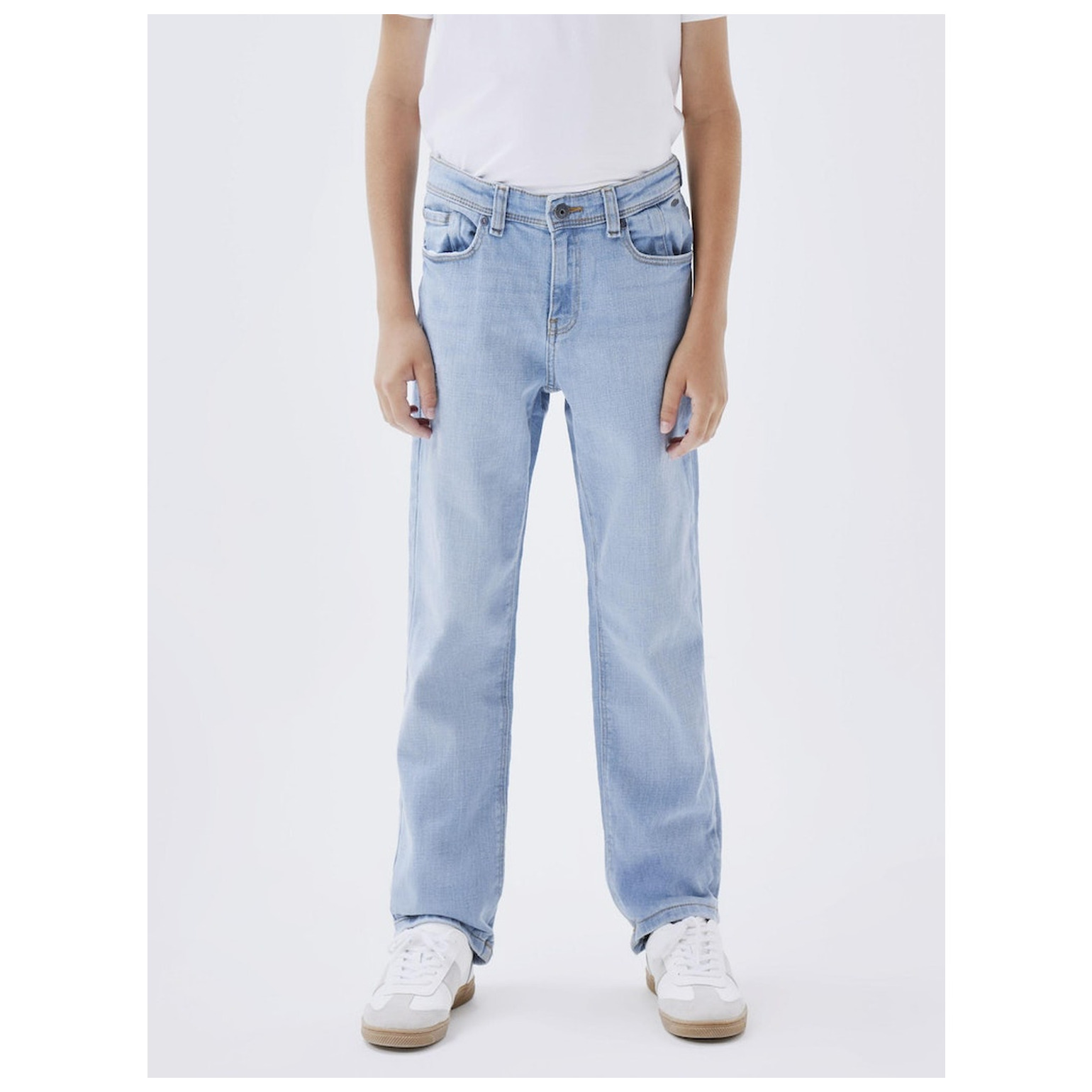 name it NKMRYAN STRAIGHT JEANS 2520-EL