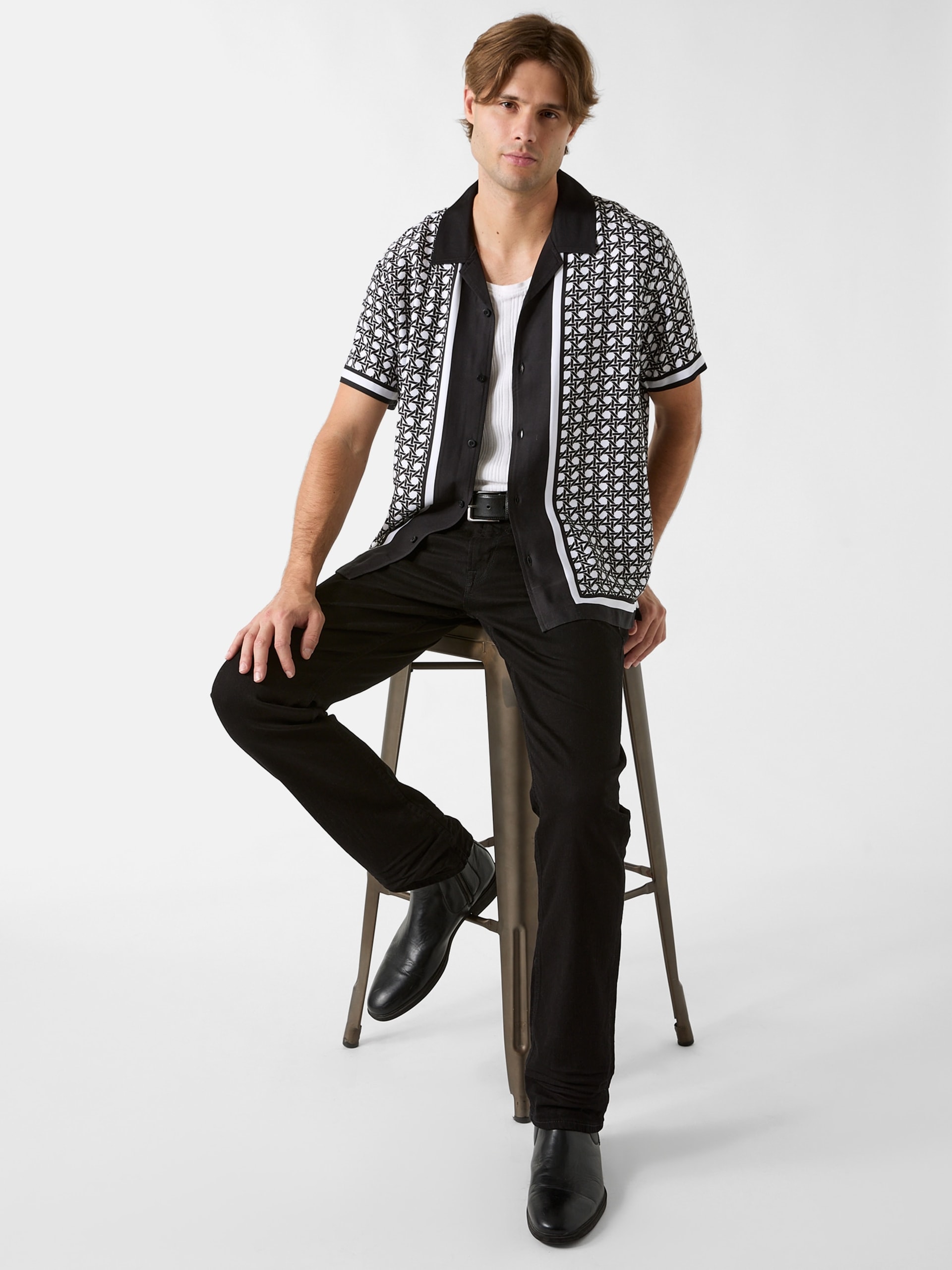 Camisa com borda em padrão cesta