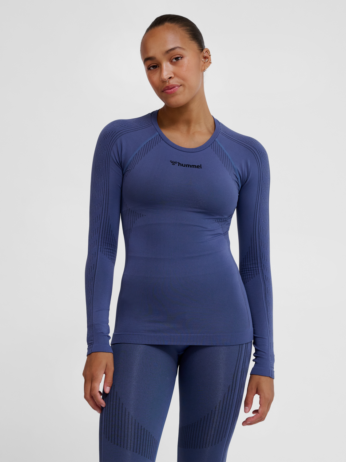 hmlMT SHAPING SEAMLESS T-SHIRT L/S