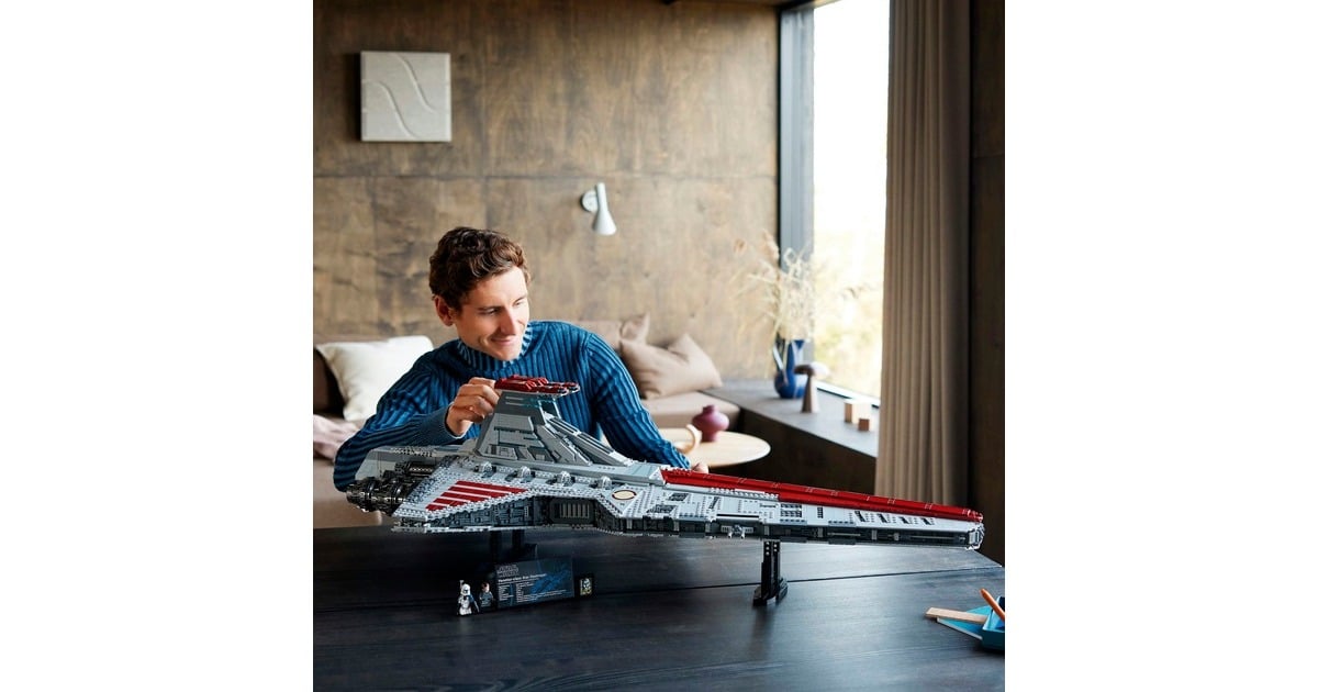 LEGOStar Wars - Venator-class Republic Attack Cruiser Constructiespeelgoed  (75367)