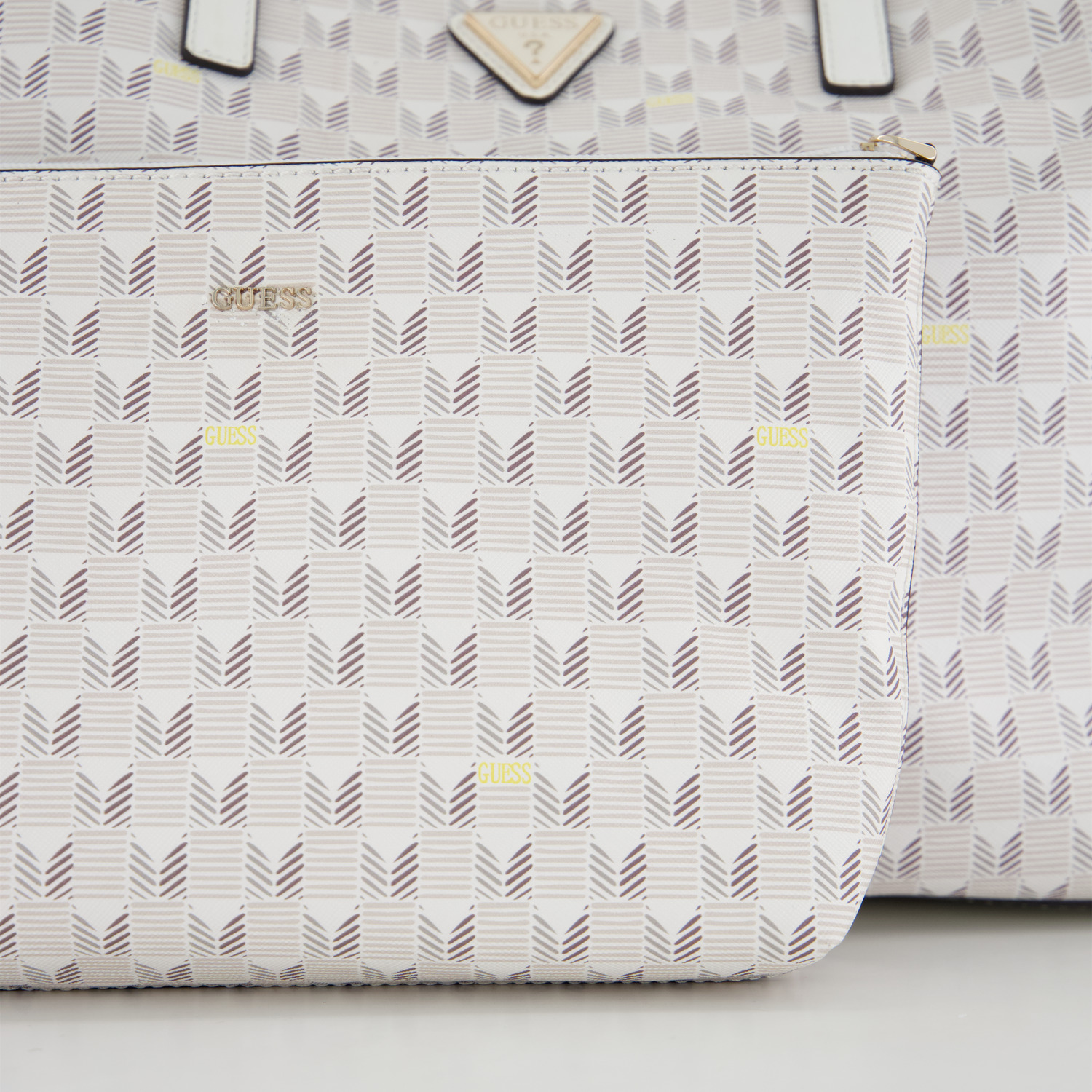 GUESS VIKKY II LARGE TOTE