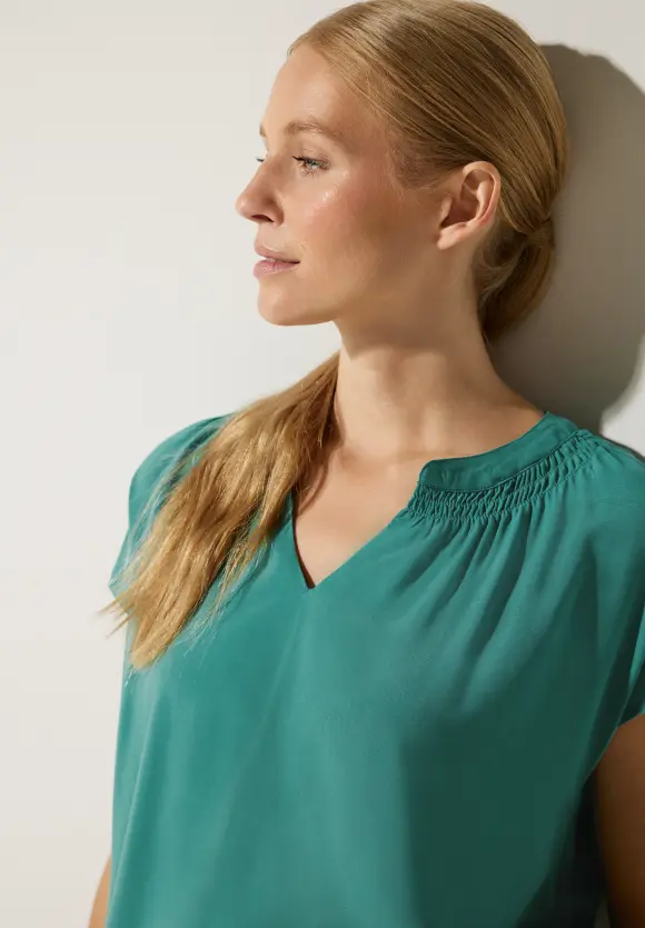 Viskosebluse mit Elastiksaum - lagoon green