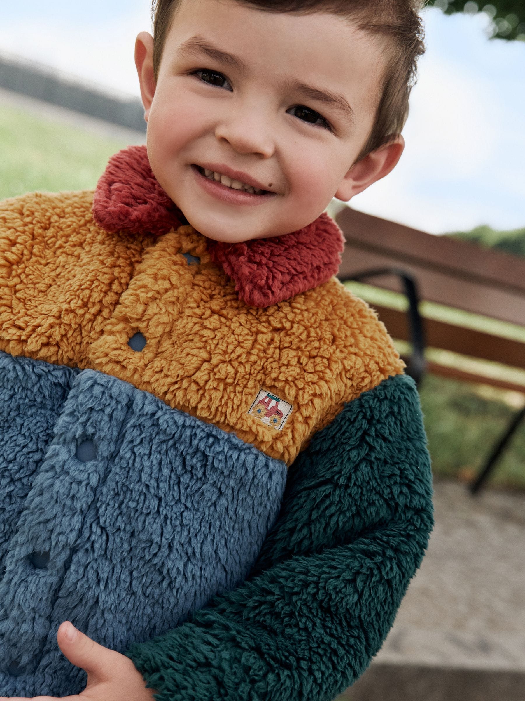 Helder blauw/geel kleurblok - Fleece shacket van borg (3 mnd - 7 jr)