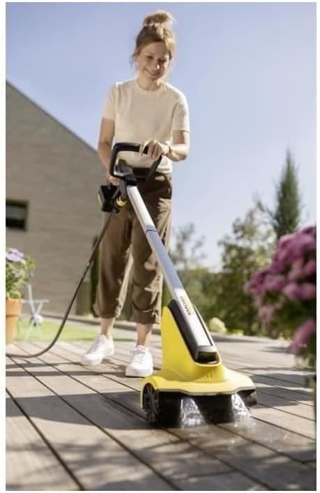 Kärcher 18 V Akku-Terrassenreiniger PCL 3-18, Druck: max. 10 bar, Wasserdurchfluss bei 4 bar: max. 180 l/h, Leistung je Akkuladung: max. 20-40 m2, ohne Akku und Ladegerät