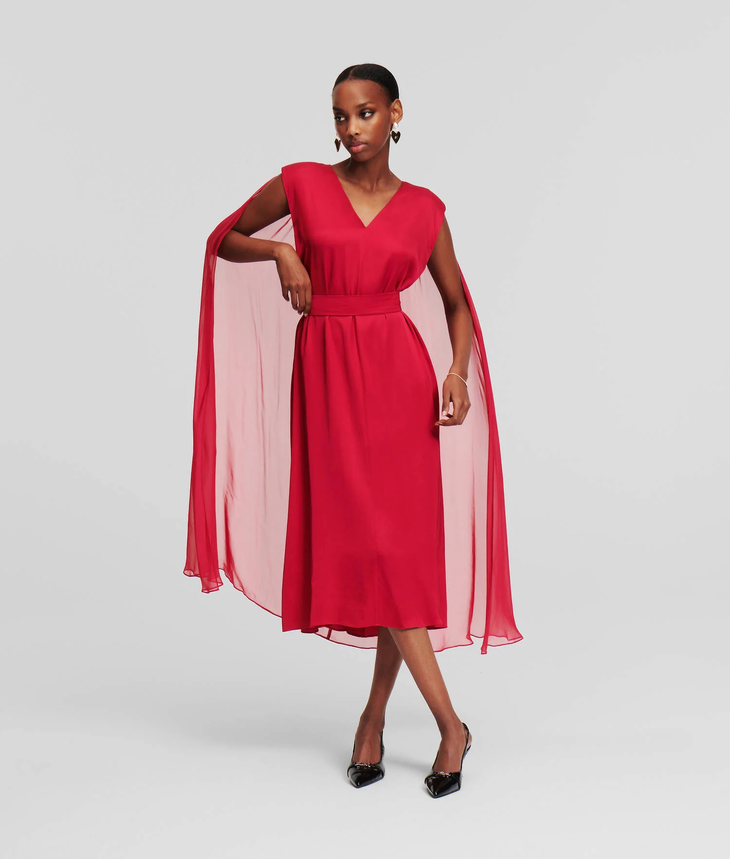 ROBE CAPE LONGUEUR MIDI