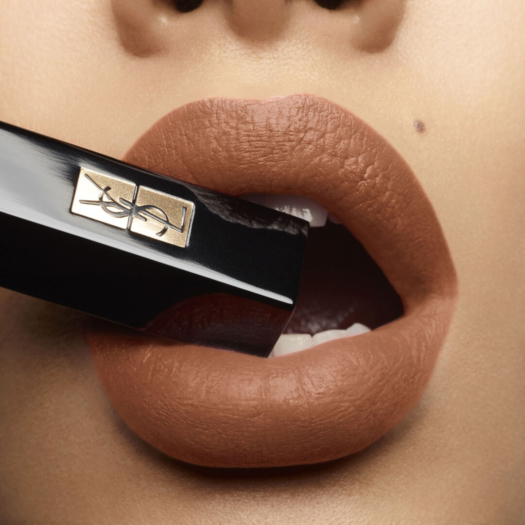 Yves Saint Laurent Rouge Pur Couture The Slim Veltet Radical
