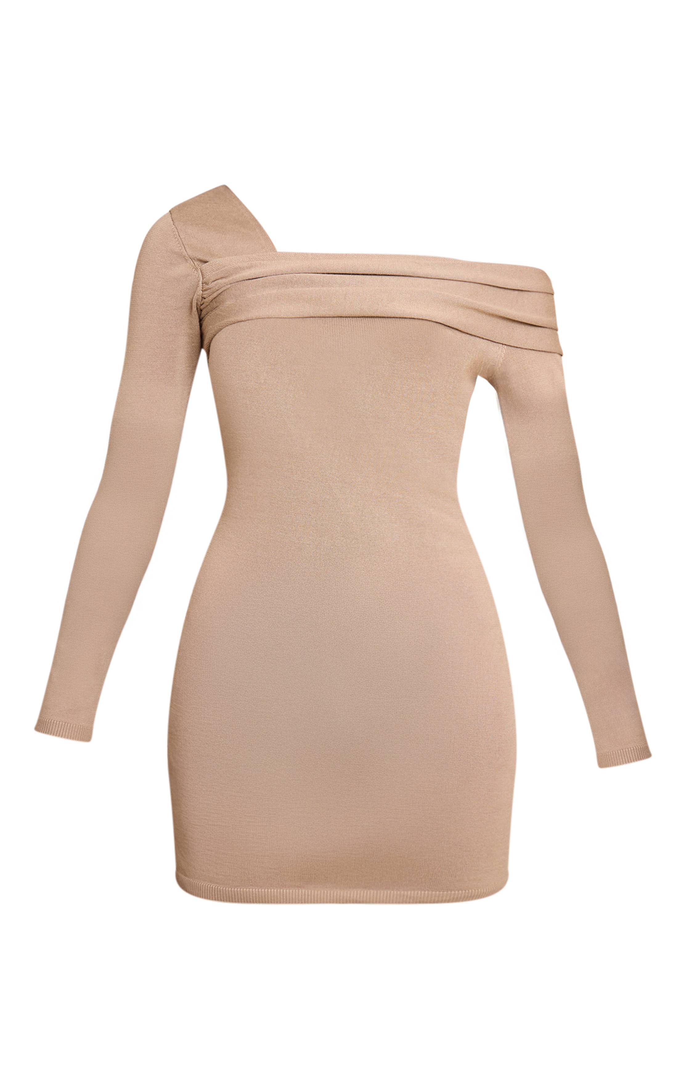 Camel Robe Courte Asymétrique En Maille À Manches Longues