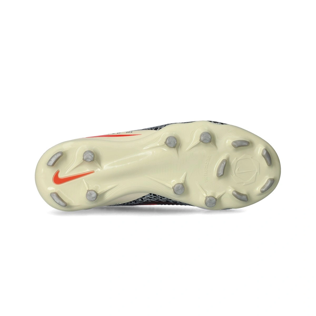 Chuteira Nike Phantom 6 Low Pro FG/MG Criança