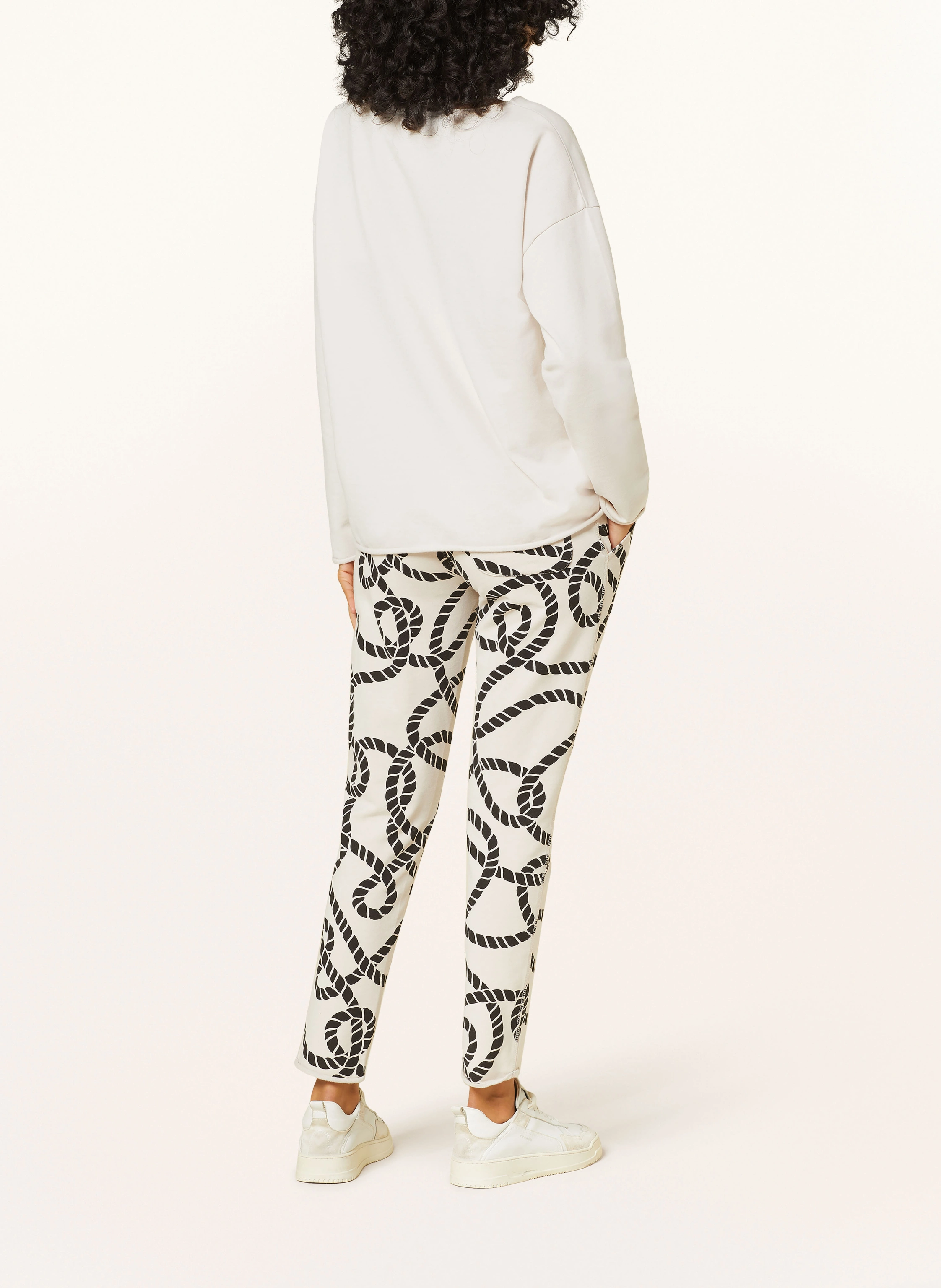 Juvia Oversized-Sweatshirt JUDI