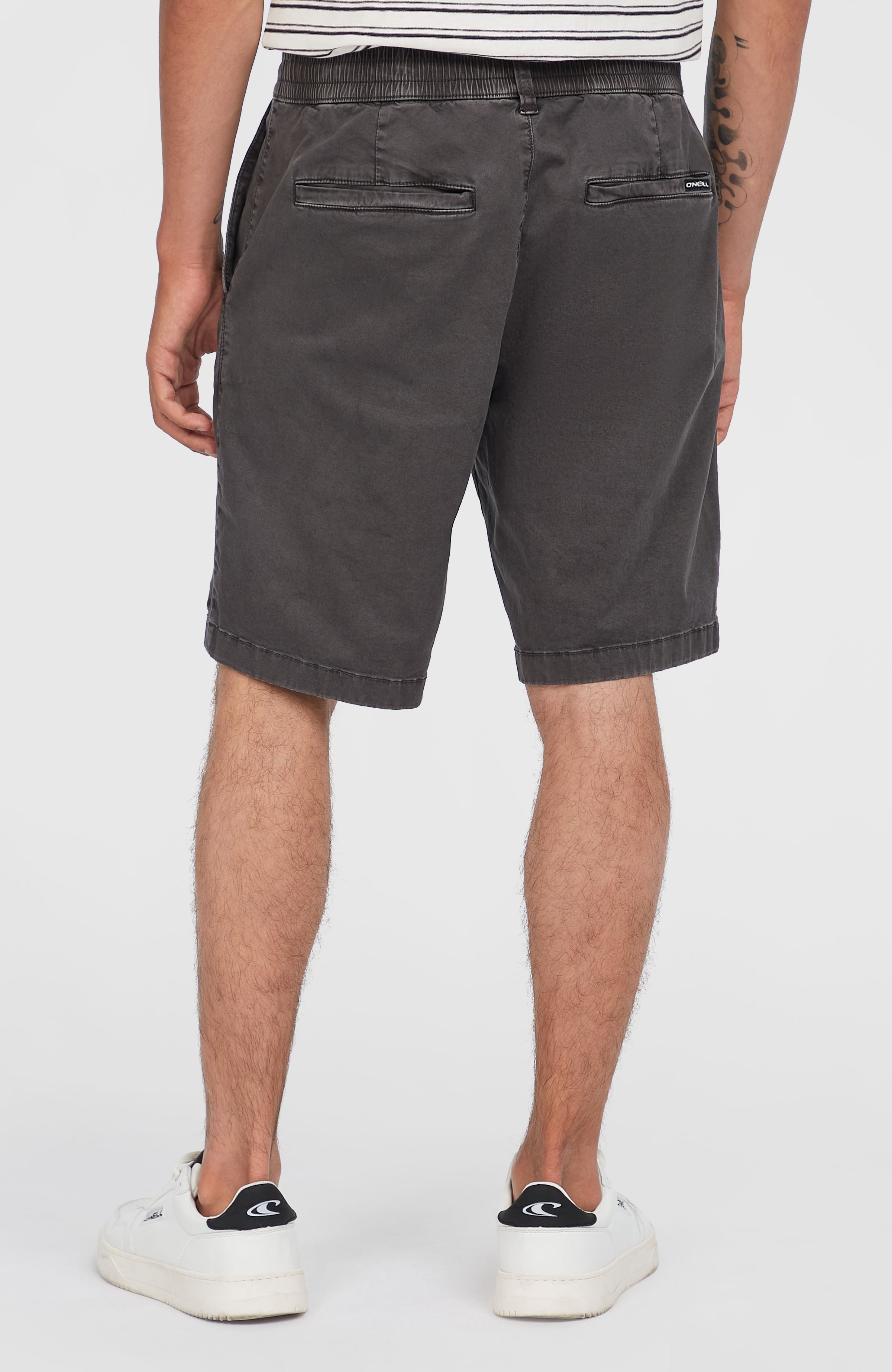 Essentials chinoshort