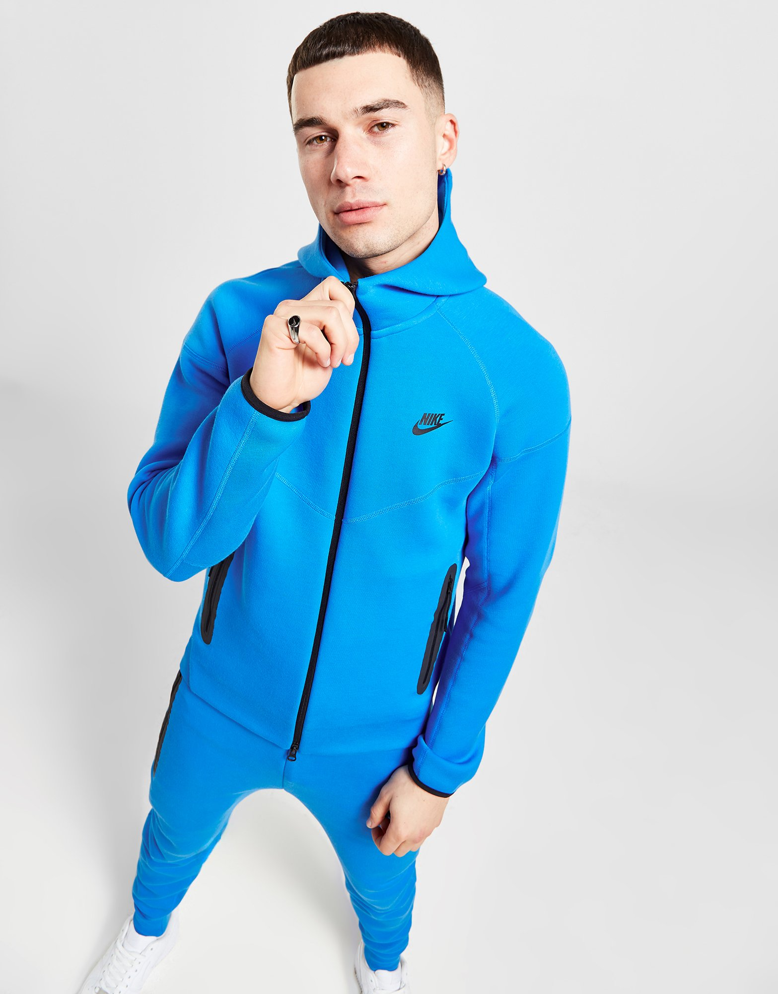 Nike Sweat à Capuche Zippé Nike Fleech Tech Homme