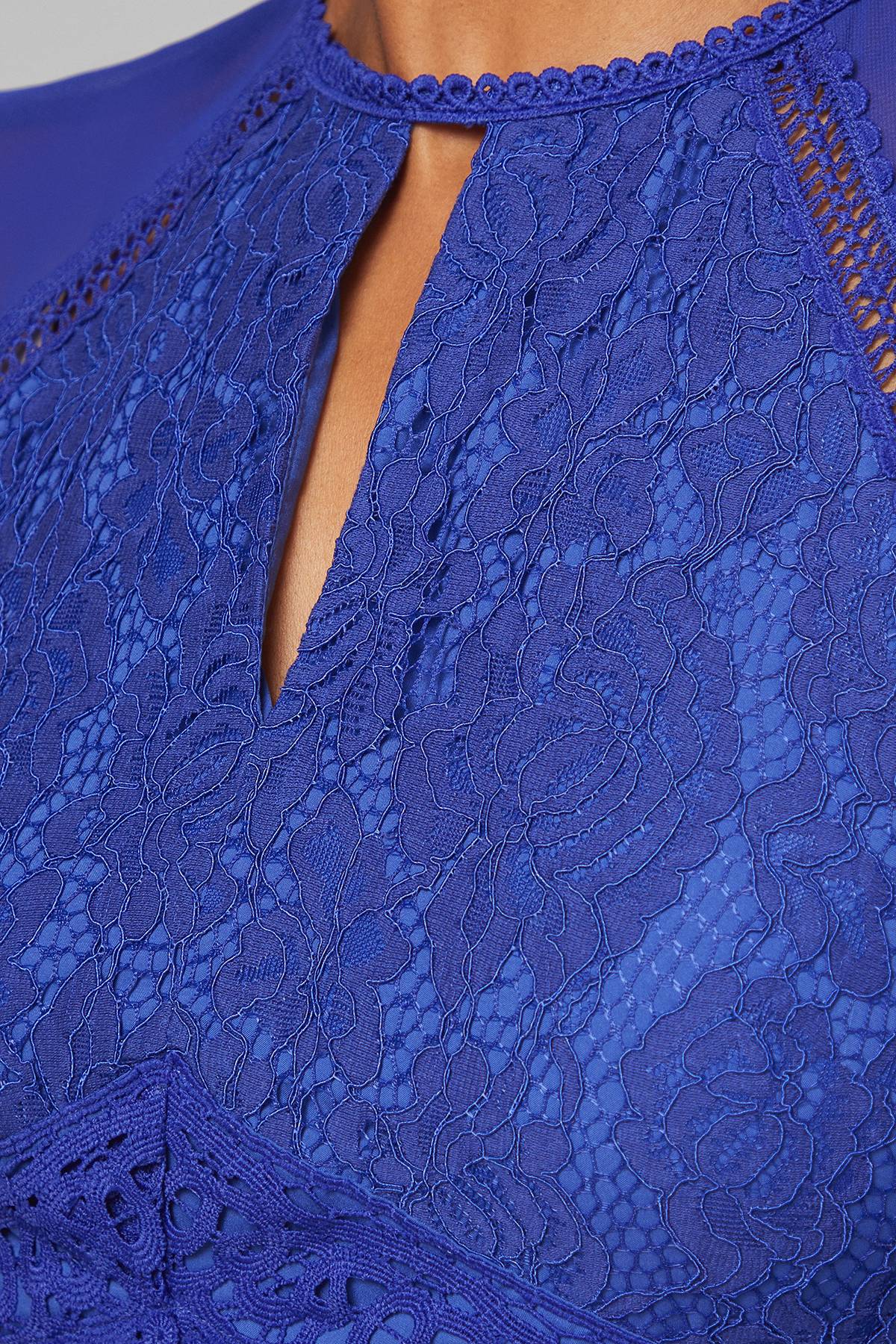 Wallis Robe Midi Plissée à Insertion Dentelle de Cérémonie