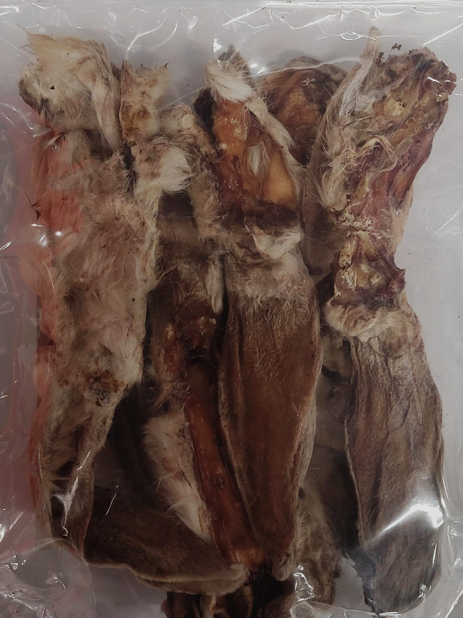 Hundesnack Kaninchen Ohren mit Fell 100g MHD:30.8.26