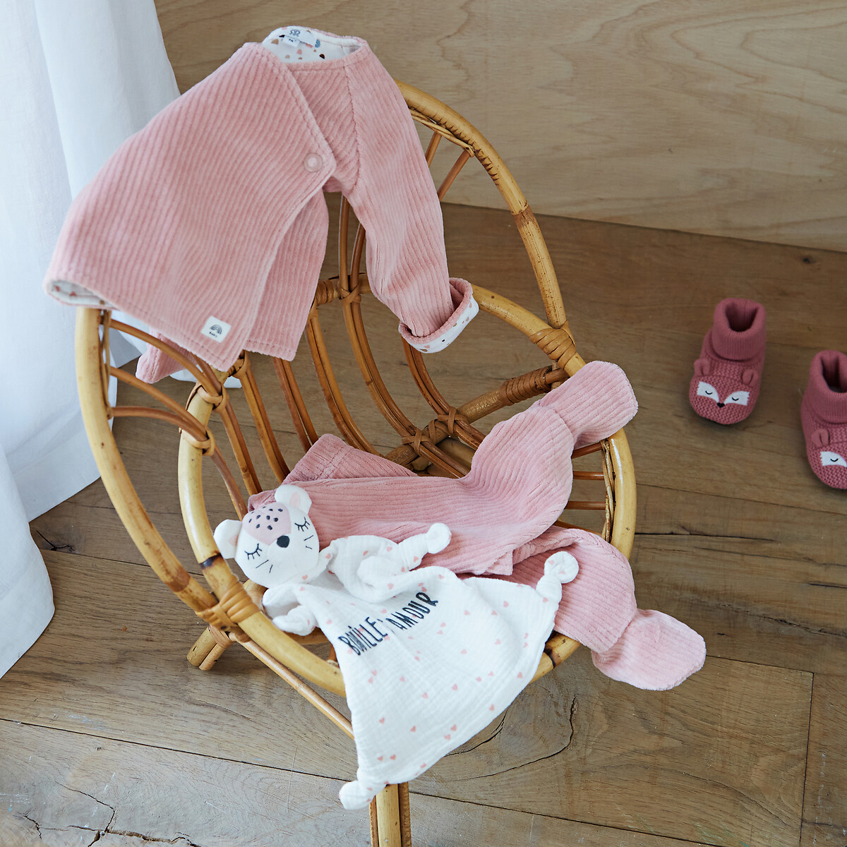 COLEÇÕES LA REDOUTE<br>Pantufas com pneus, cabeça de raposa