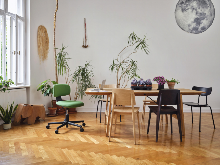 Vitra Eames Coffee Table 1140 essen honing Walnotenhout