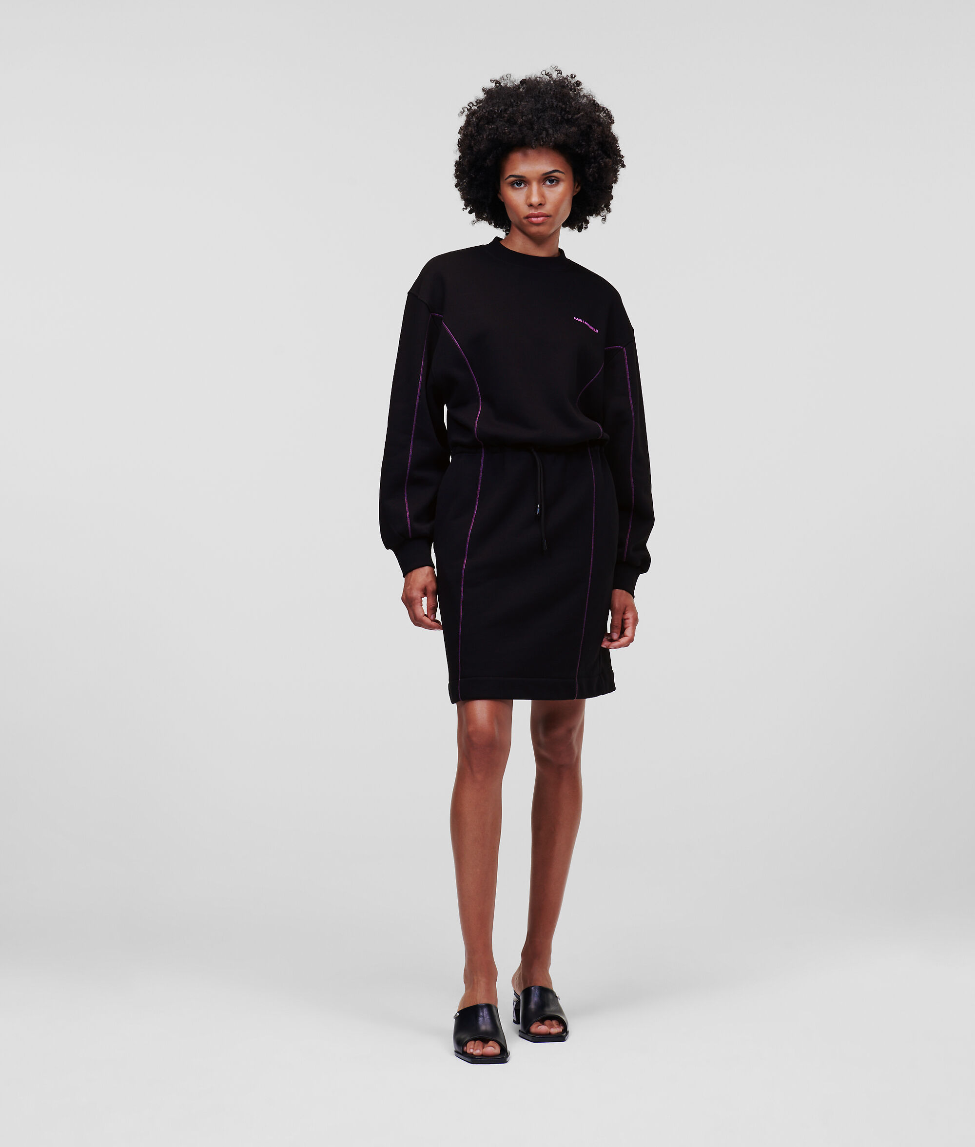 ROBE SWEAT-SHIRT À SURPIQÛRES CONTRASTANTES