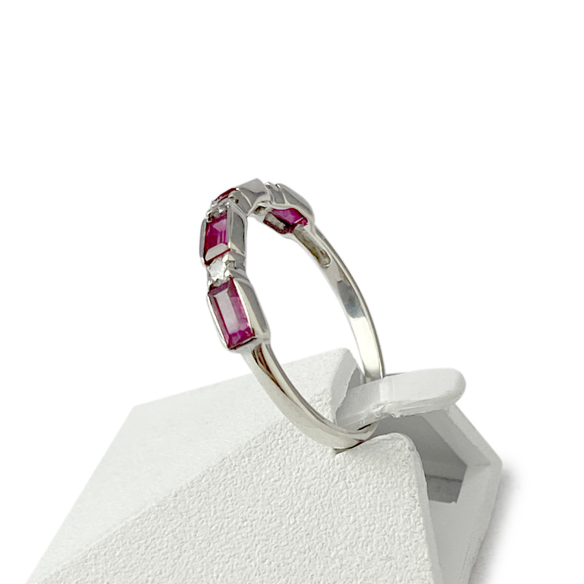 Bague d'occasion or 375 blanc rubis et diamant