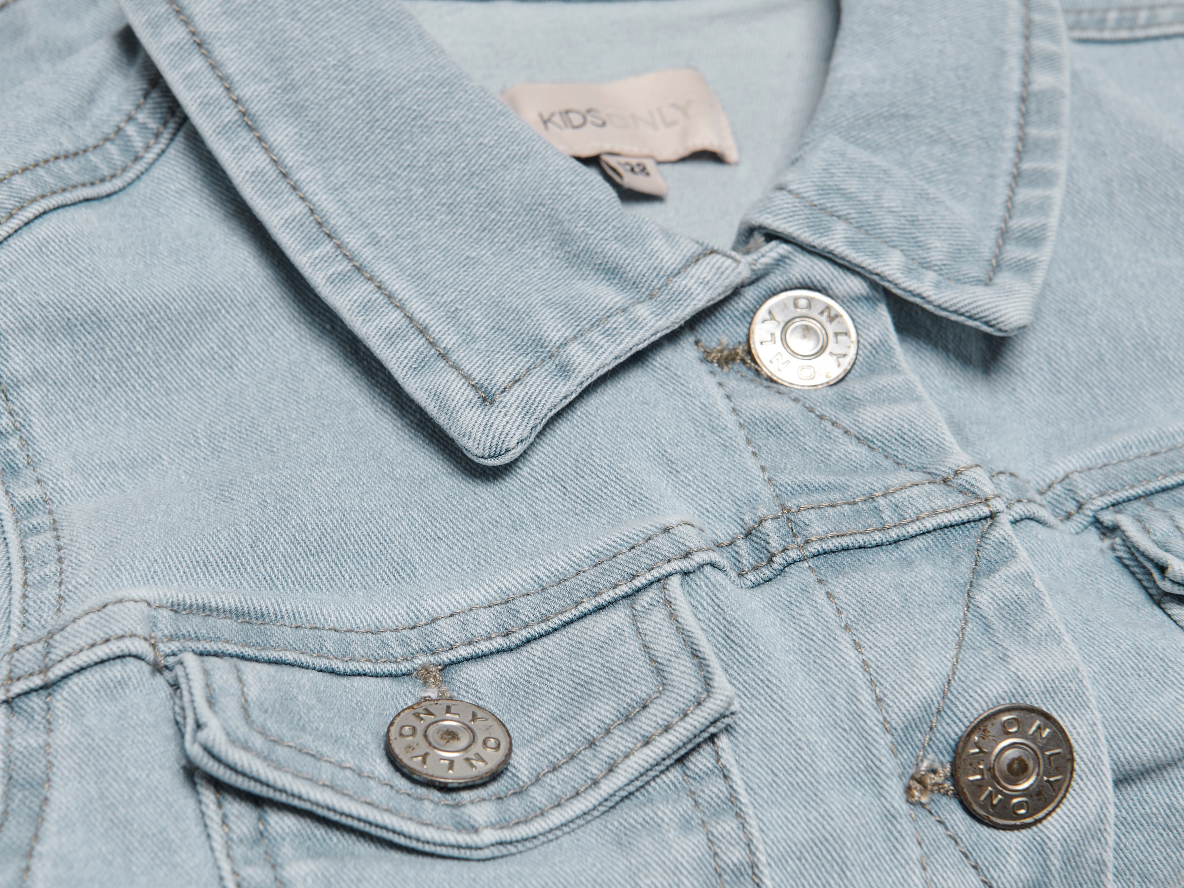 KIDS ONLY Jeansjacke »KONSARA« in klassischer, leicht verkürzter Form