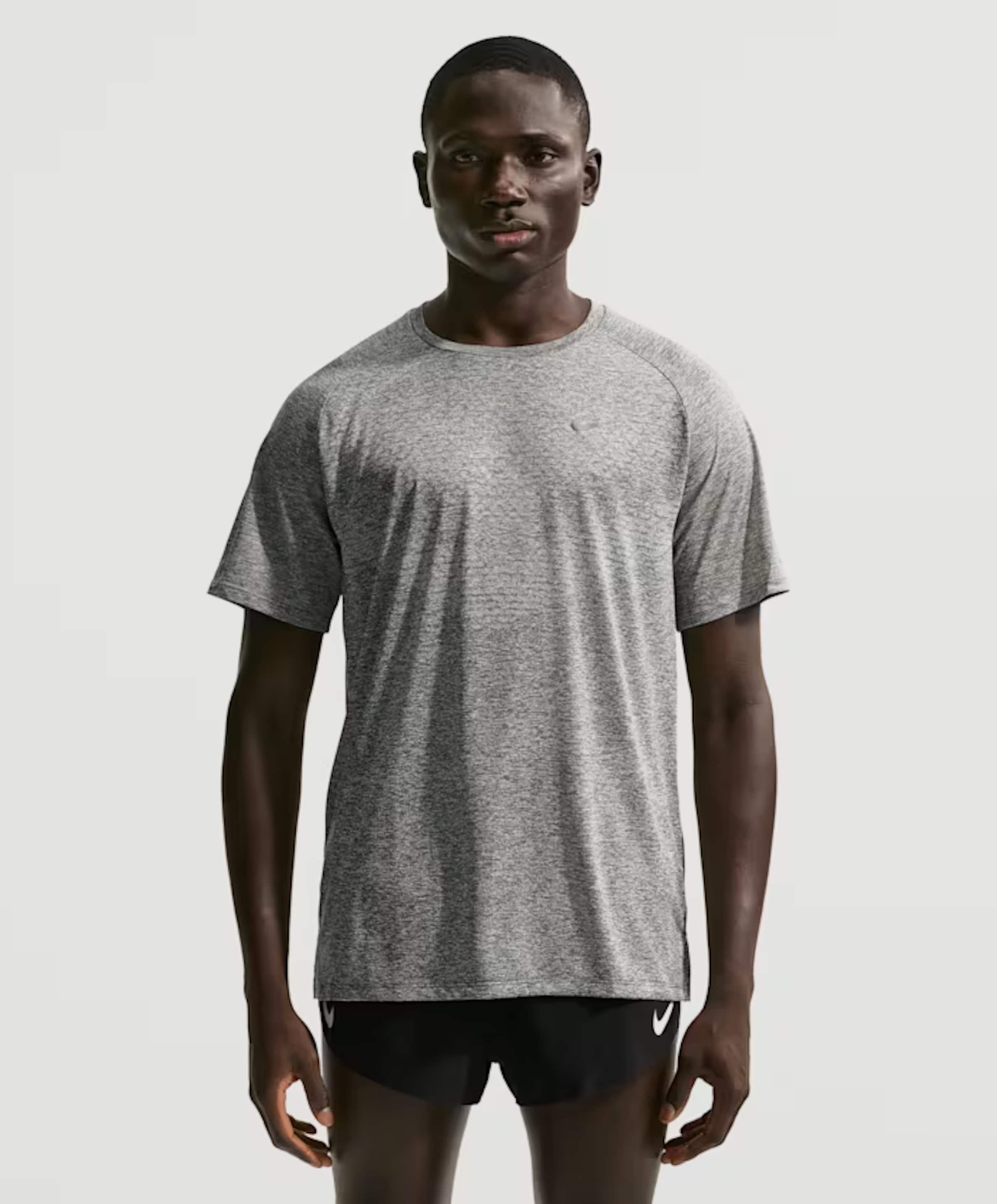 Nike Heren t-shirt grijs
