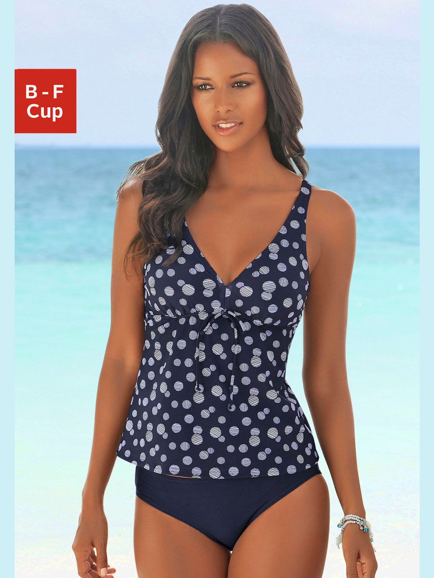 Tankini à armatures toujours tendance : imprimé à pois