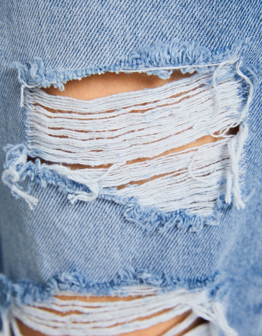 Calça jeans cropped reta rasgada