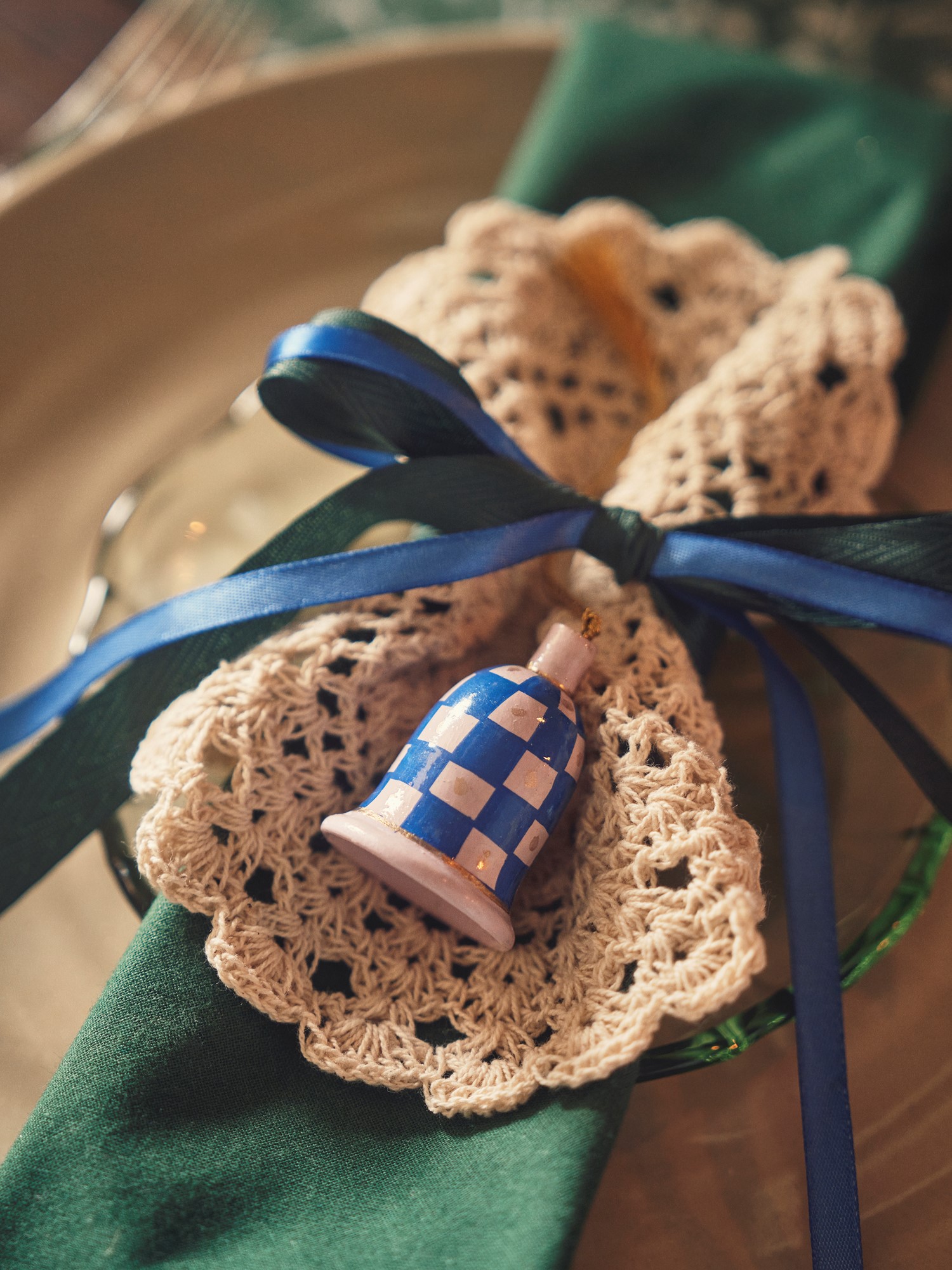 Juleophæng med klokke | Træ. 4,5 cm. | Lilac
