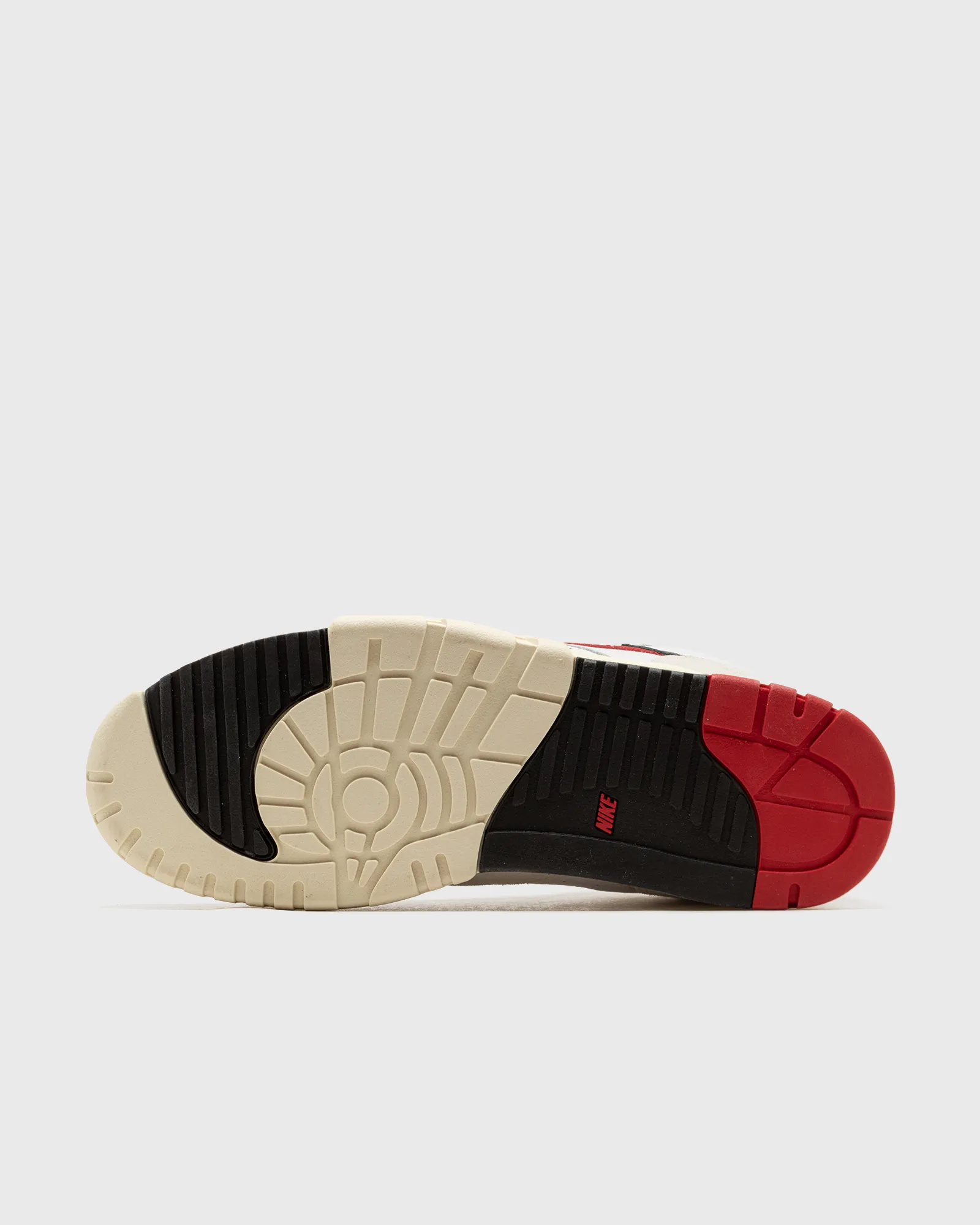 Nike AIR TRAINER 1