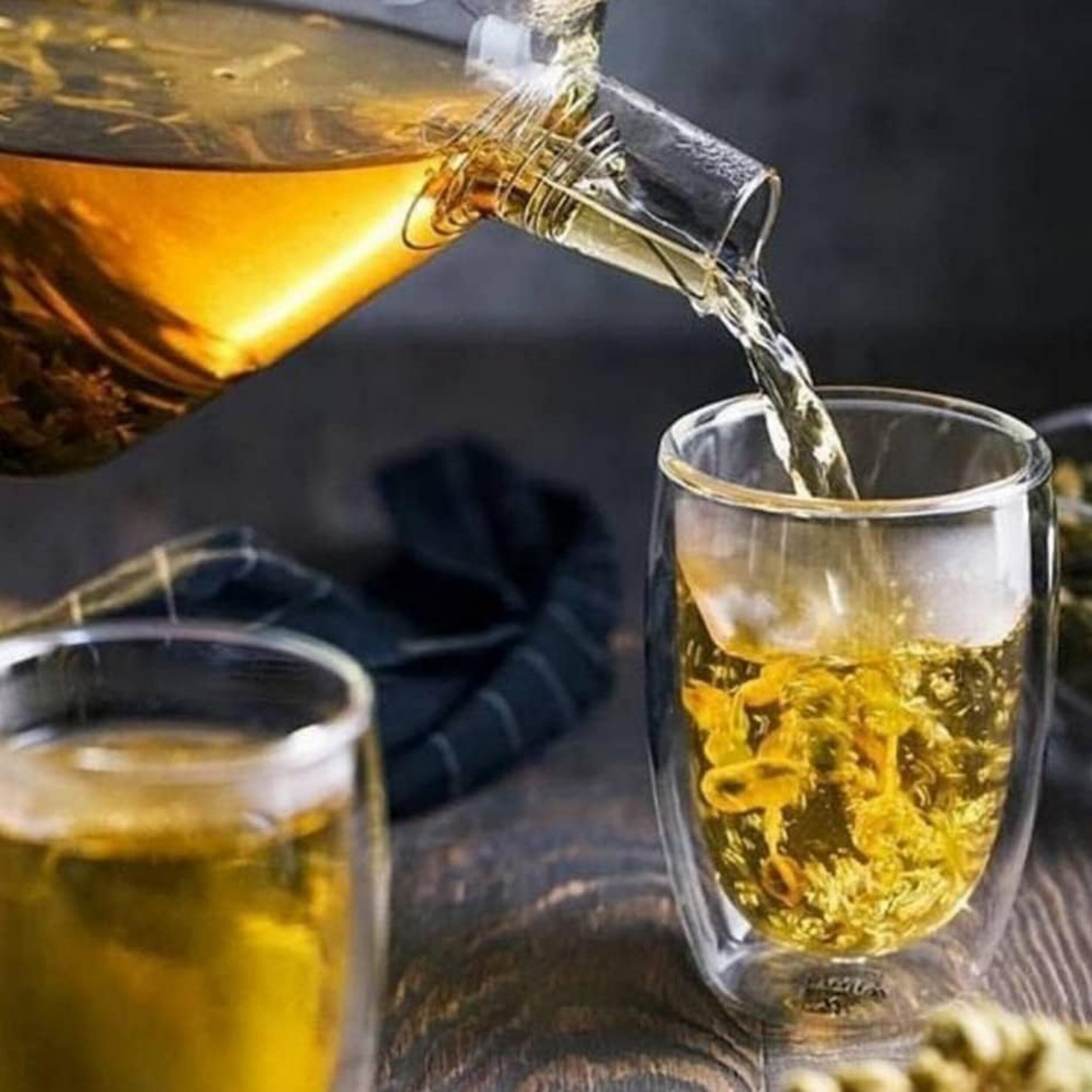 Glas Teekanne mit Sieb, 950ml Teesieb für losen Tee, Glasteekanne, Bambus-Deckel