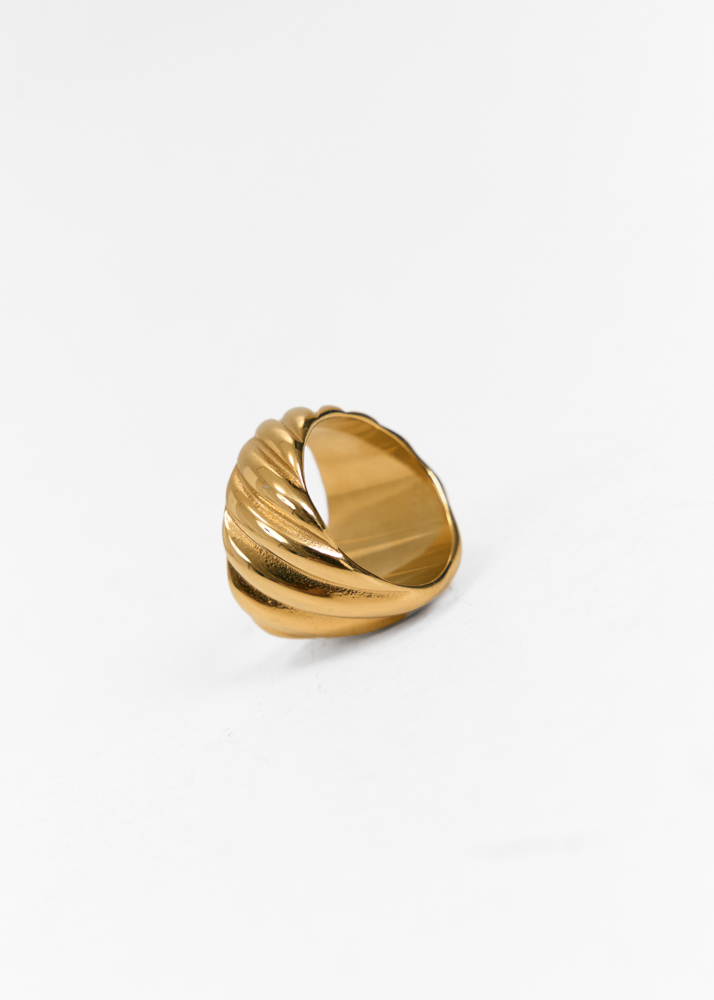 Lynn ring goud