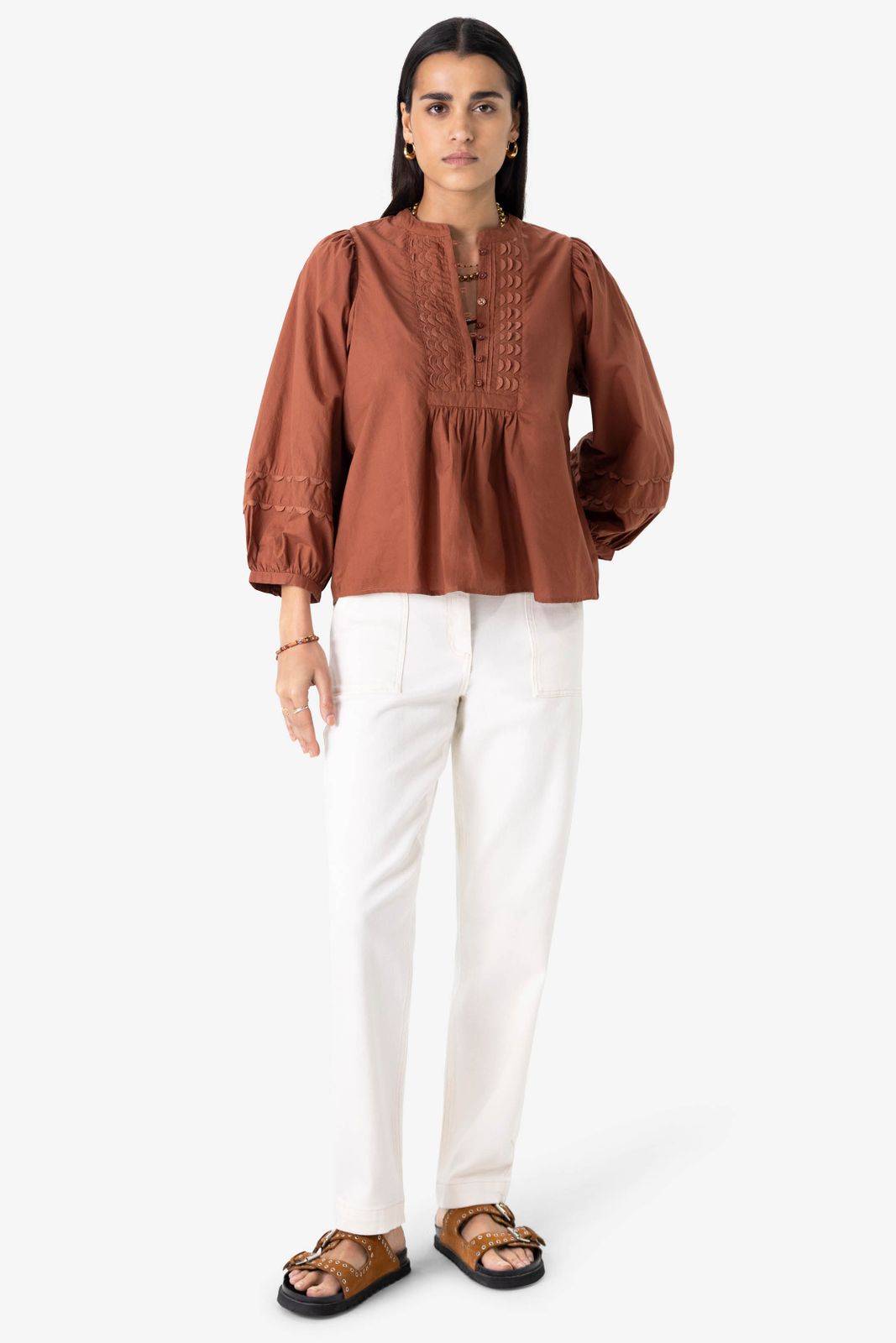 Bruine poplin blouse met pintuck details