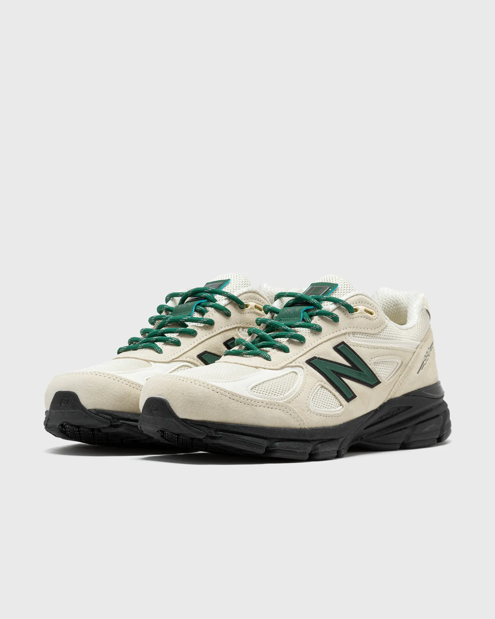 New Balance 990