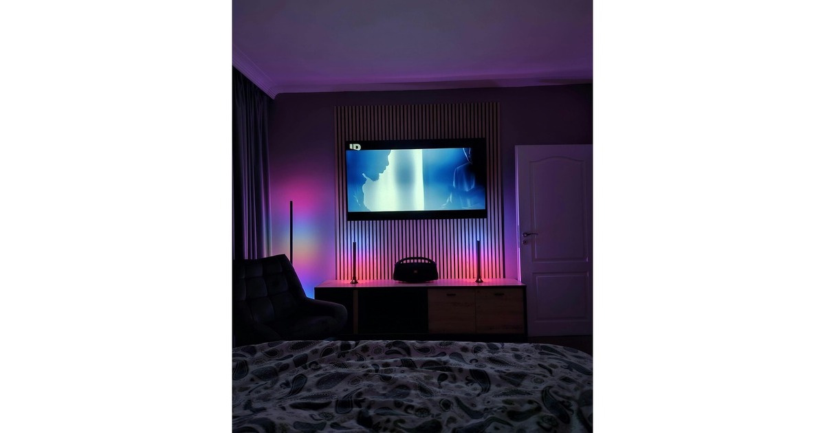 GoveeRGBIC TV Light Bars verlichting  (Zwart, 2,4GHz wifi + Bluetooth, voor 45 - 70 inch tv's)
