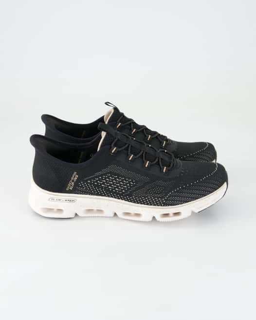 Skechers 104610 Sneaker in Schwarz