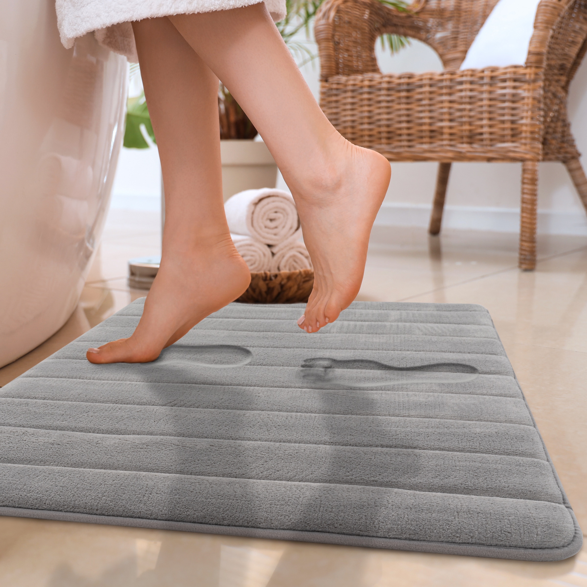 Paco Home Badematte »Corby 252, Memory-Schaum Effekt« Höhe 13 mm rutschhemmend beschichtet fussbodenheizungsgeeignet Badteppich, Uni Farben, gestreift, Hoch-Tief Effekt