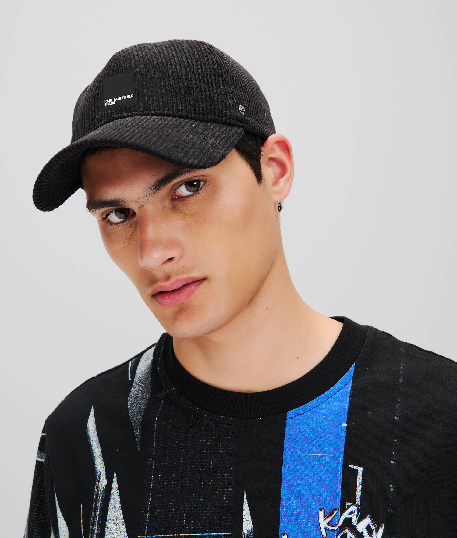 CASQUETTE EN VELOURS CÔTELÉ AVEC LOGO KLJ ENCADRÉ