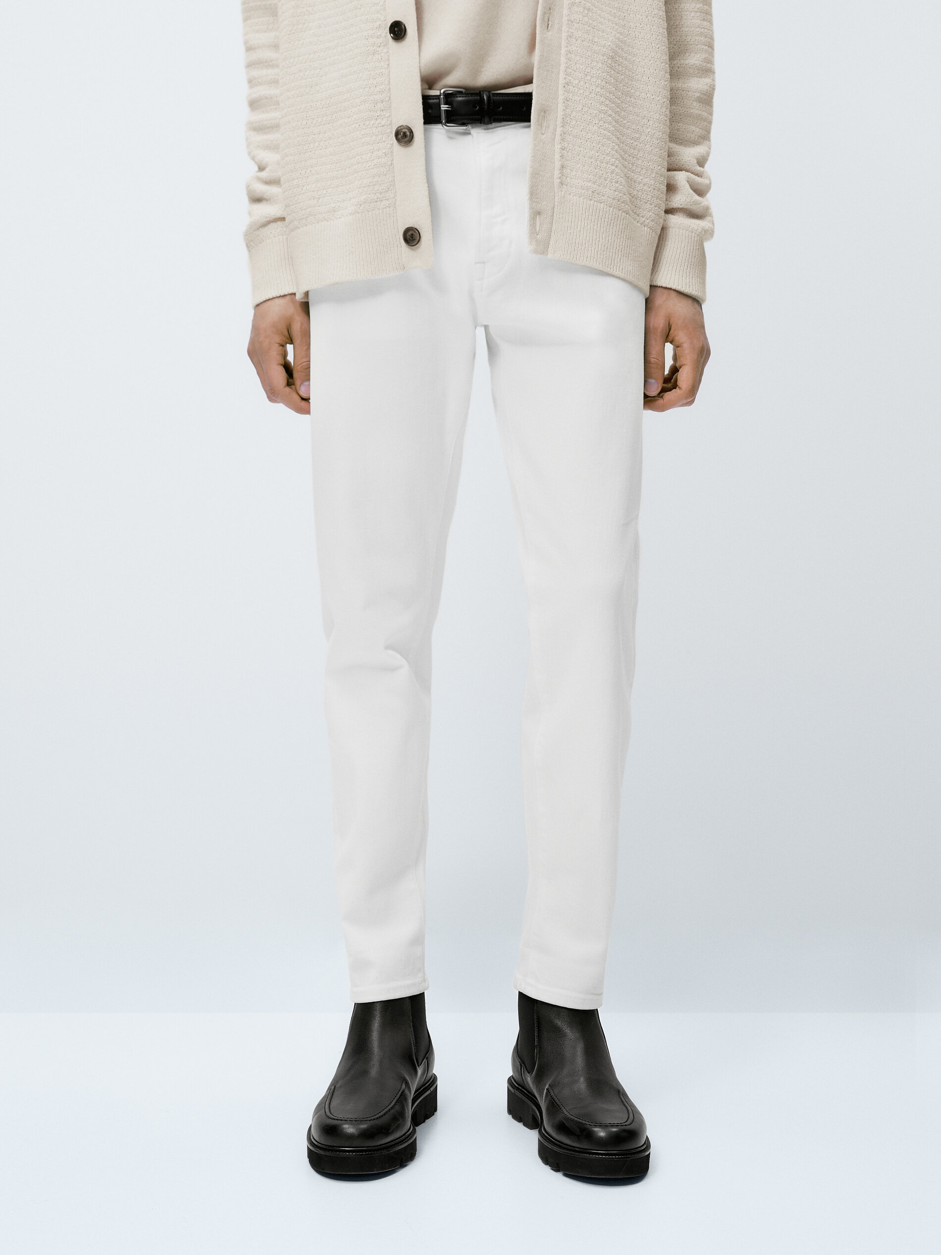Calça vaquero com ourela - BLANCO