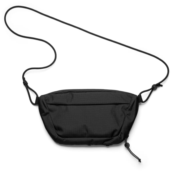 SFS592_Sacs banane DB ROAMER PRO SLING BAG 6L BLACK OUT