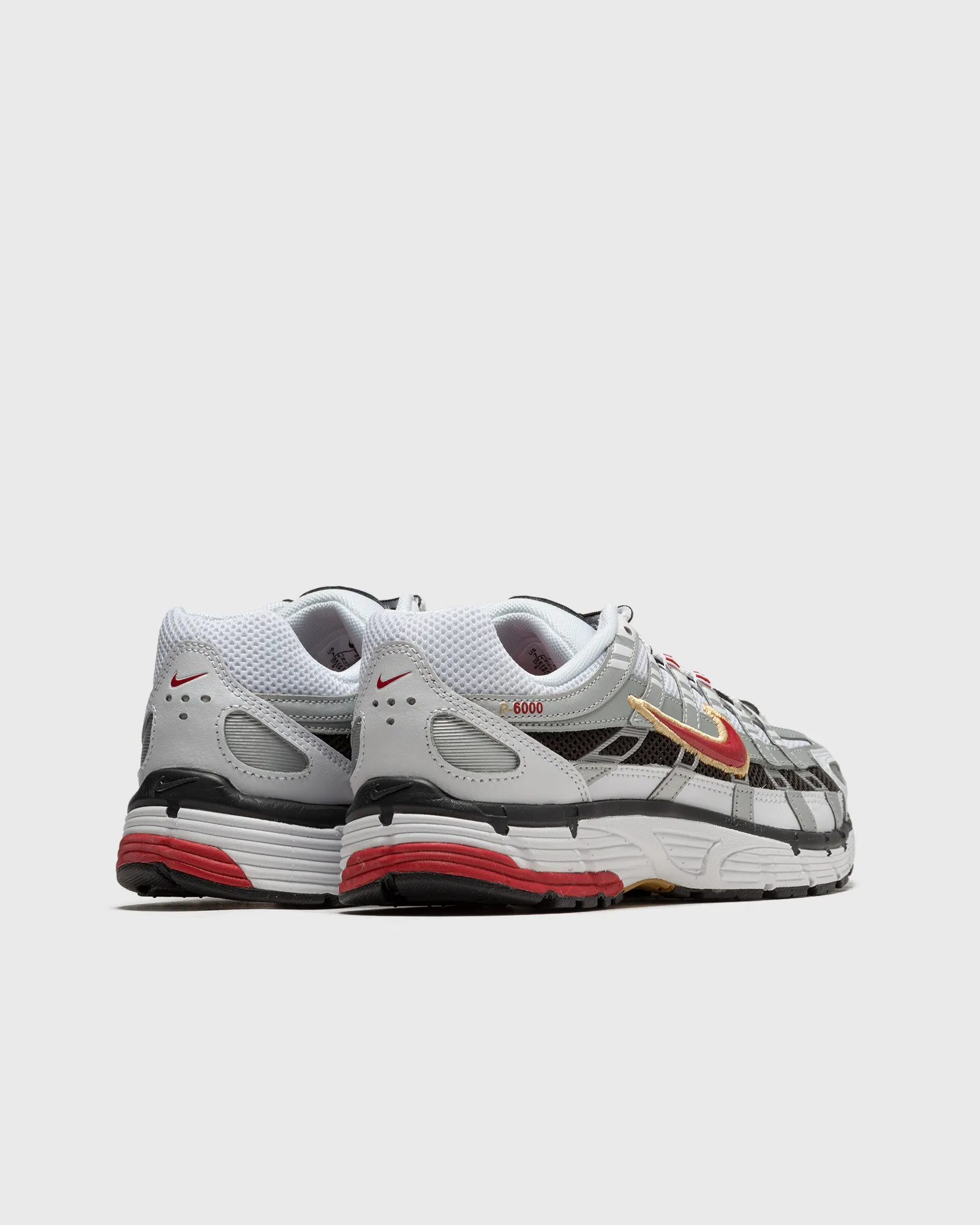 Nike WMNS P-6000