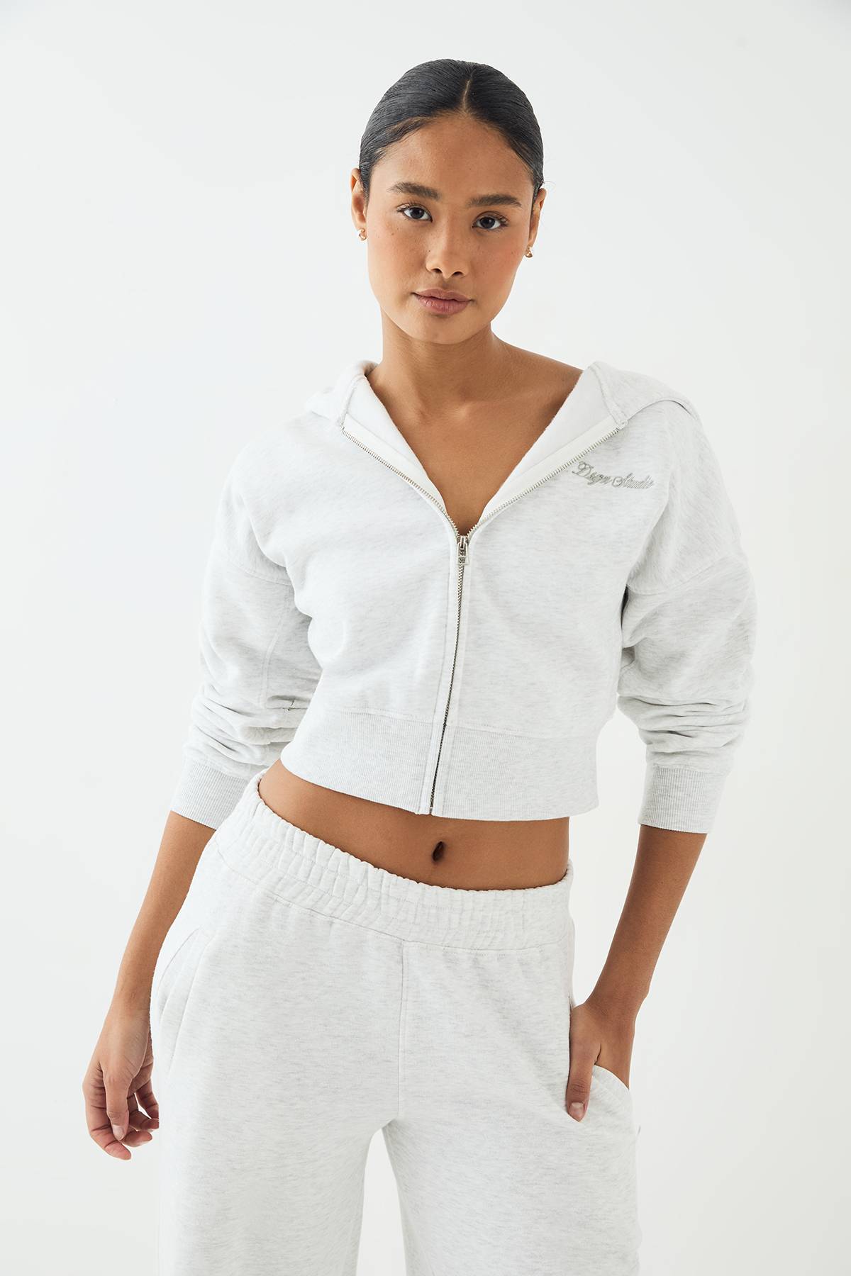 Sweat à casynthétiqueche zippé brodé Script DSGN Studio