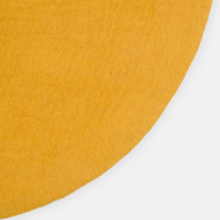 myfelt - Klara Filzteppich Ø 120 cm, senfgelb