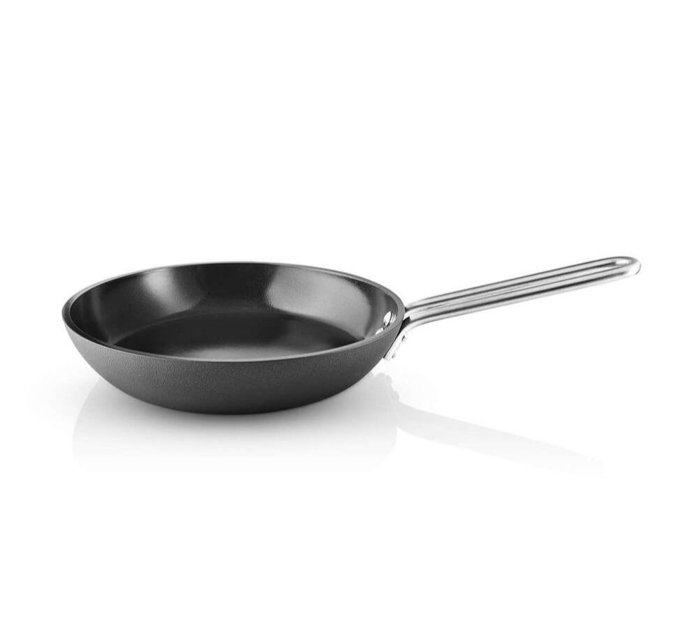 Eva Trio  Ø24 cm - Professional Keramisk stegepande